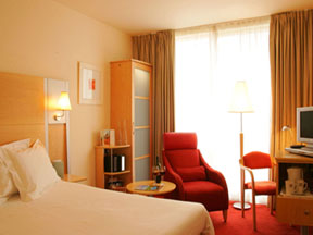 Hilton Garden Inn hotel bedroom