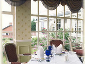  Yew Lodge Hotel & Conference Centre restaurant