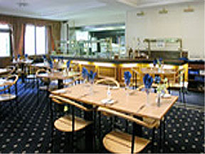 Holiday Inn London Gatwick Worth Restaurant