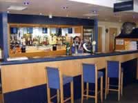 Express Holiday Inn Stratford Bar